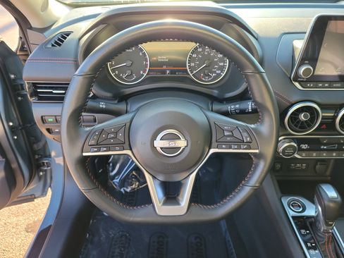 Certified 2024 Nissan Sentra SR image 24