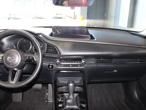 Used 2025 MAZDA CX-30 AWD 2.5 S w/ Preferred Package image 13