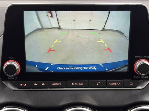 Used 2024 Nissan Sentra SV FWD image 15