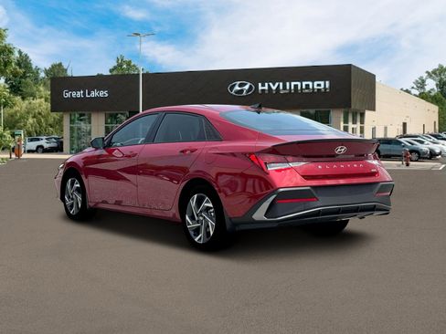 New 2025 Hyundai Elantra SEL image 6