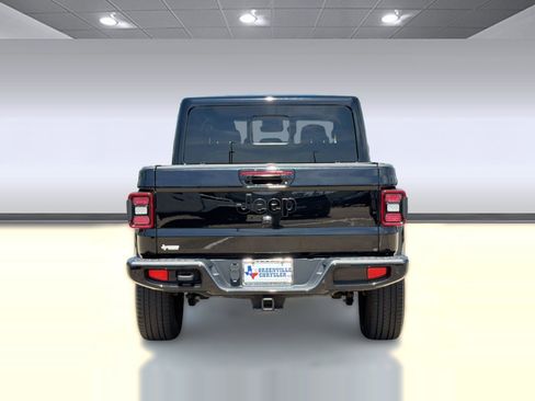 Used 2021 Jeep Gladiator Overland AWD/4WD image 10