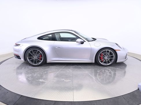 Used 2024 Porsche 911 Carrera 4S AWD/4WD image 8