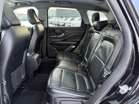 Used 2022 Lincoln Corsair Reserve image 17