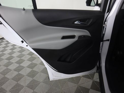 Used 2024 Chevrolet Equinox LS w/ Driver Confidence II Package image 21