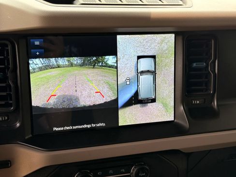 Used 2022 Ford Bronco Wildtrak AWD/4WD image 19