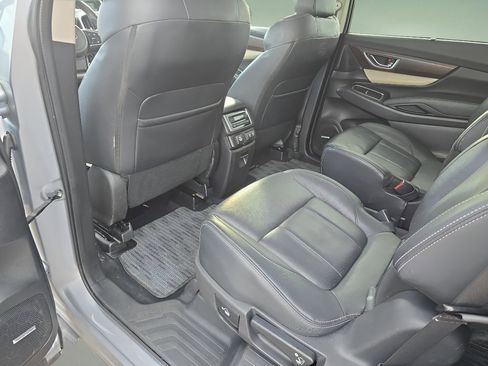 Used 2022 Subaru Ascent Touring image 15