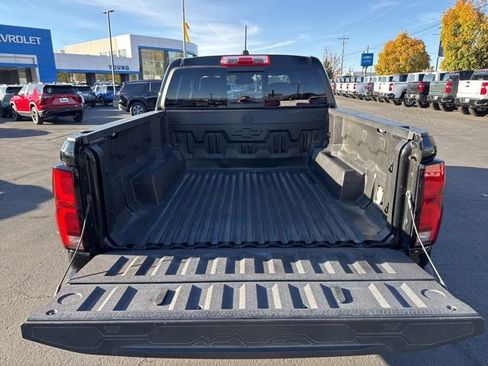 Used 2023 Chevrolet Colorado LT w/ LT Convenience Package III image 11