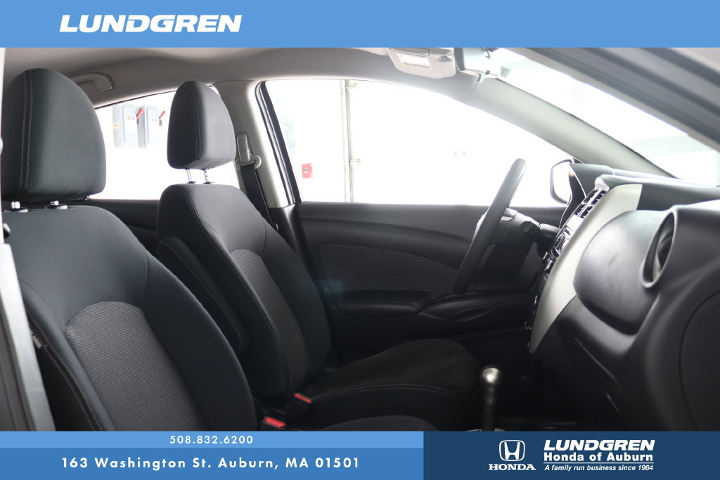 Used 2016 Nissan Versa SV FWD image 14