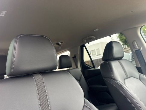 Certified 2025 Honda Pilot EX-L image 19