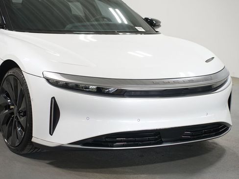 Used 2023 Lucid Air Pure image 4