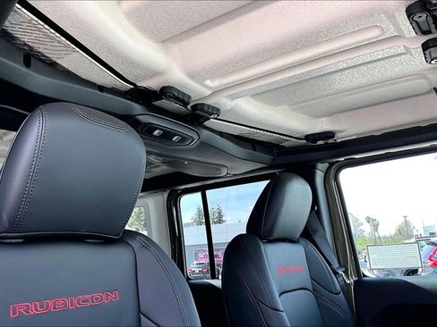 New 2026 Jeep Wrangler Unlimited Rubicon image 14