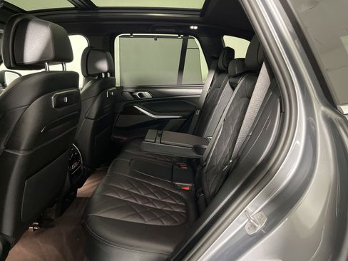 Used 2026 BMW X5 sDrive40i w/ Executive Package RWD image 14