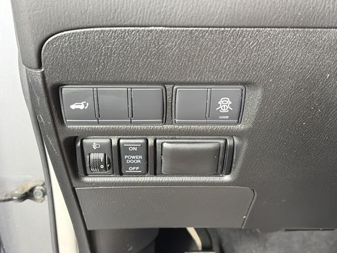 Used 2019 Nissan Armada SV w/ Driver Package AWD/4WD image 29