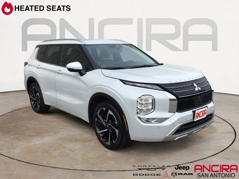 Used 2023 Mitsubishi Outlander SEL FWD image 1