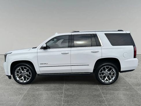 Used 2020 GMC Yukon Denali w/ Denali Premium Package RWD image 3