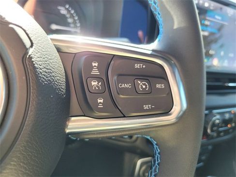 Used 2024 Jeep Wrangler High Altitude image 26