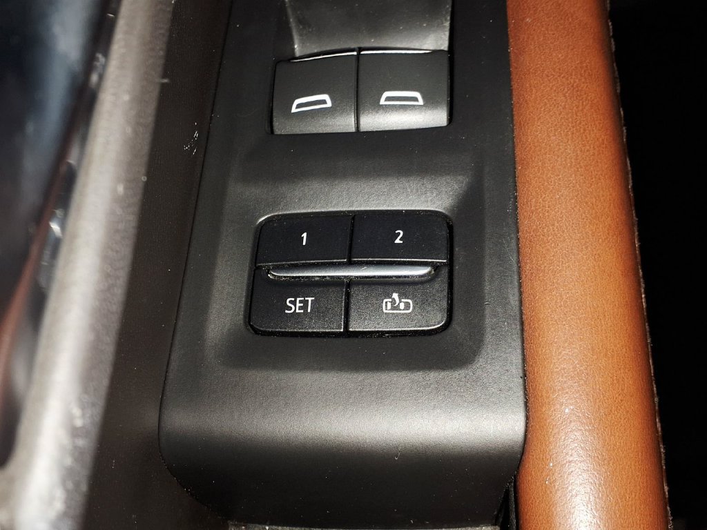 Used 2023 GMC Yukon XL Denali Ultimate AWD/4WD image 19