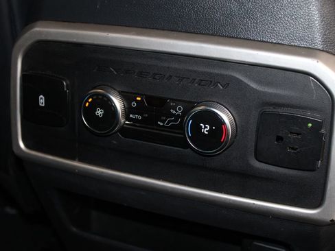 Certified 2024 Ford Expedition Max XLT image 38