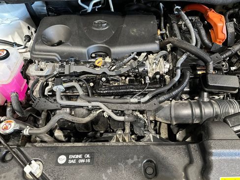 Certified 2023 Toyota Sienna Limited AWD/4WD image 23