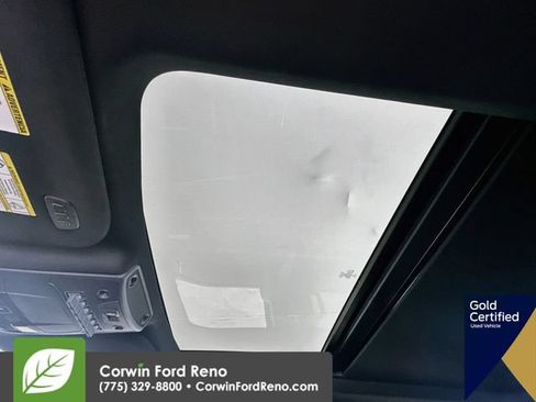Used 2022 Ford F250 Lariat w/ Lariat Ultimate Package AWD/4WD image 27