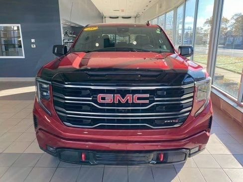 Used 2025 GMC Sierra 1500 AT4 w/ AT4 Premium Package image 3