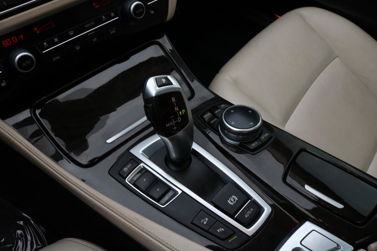 Used 2014 BMW 535i xDrive Sedan AWD/4WD image 31