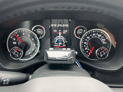 Used 2023 RAM 1500 Big Horn AWD/4WD image 24