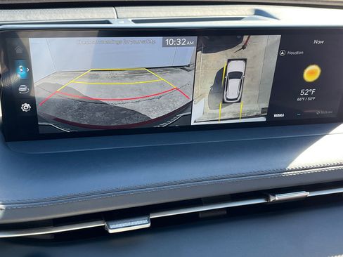 Used 2023 Genesis GV70 2.5T w/ Sport Prestige Package image 34