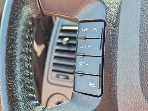Used 2012 Ford Escape XLT FWD image 23