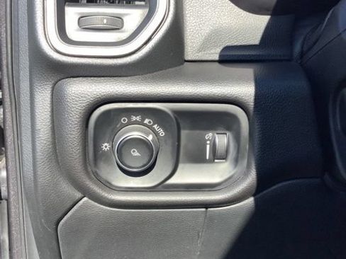Certified 2021 RAM 2500 Tradesman AWD/4WD image 24