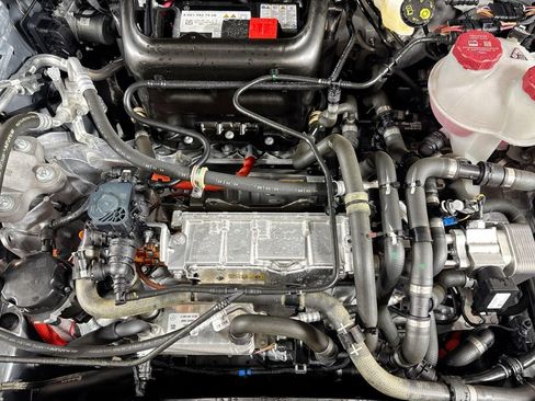 Certified 2024 Mercedes-Benz EQB 300 4MATIC image 28