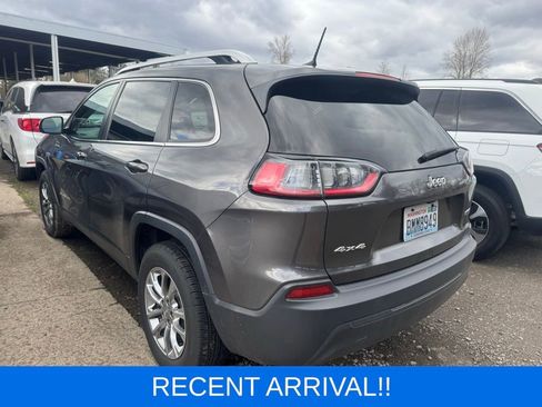 Used 2019 Jeep Cherokee Latitude Plus w/ Cold Weather Group image 4
