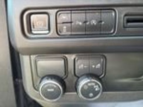 Used 2024 Chevrolet Tahoe Premier RWD image 36