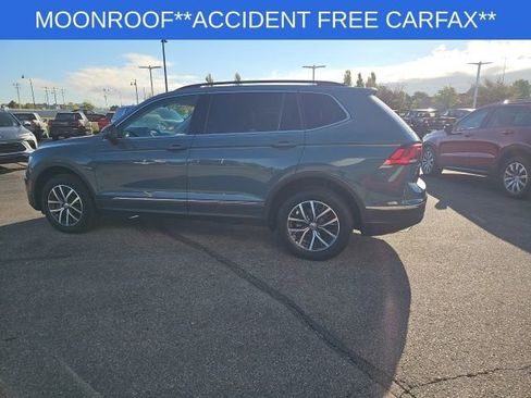 Used 2020 Volkswagen Tiguan SE w/ Panoramic Sunroof Package image 14