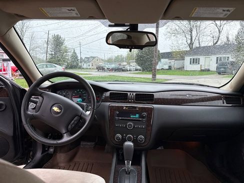 Used 2014 Chevrolet Impala Limited LS image 9