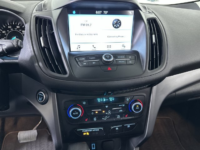 Used 2019 Ford Escape SE FWD image 13