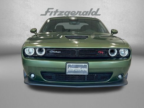Used 2022 Dodge Challenger R/T Scat Pack RWD image 5