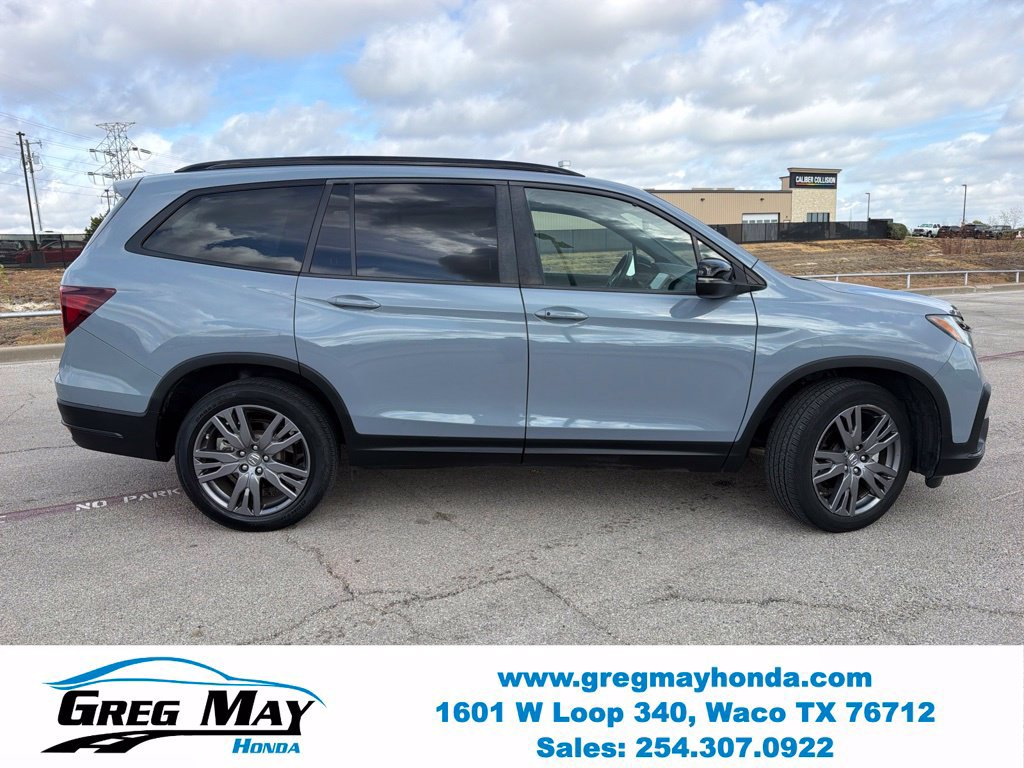 Used 2022 Honda Pilot Sport image 2