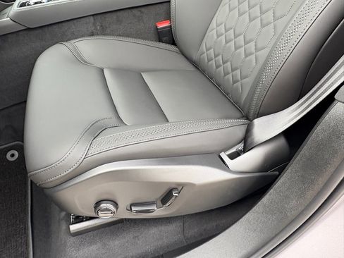 New 2026 Volvo XC90 B6 Core image 20