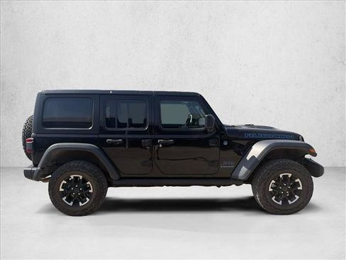 Used 2024 Jeep Wrangler Unlimited Rubicon 4xe AWD/4WD image 6