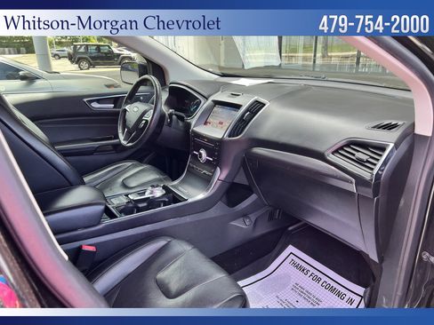 Used 2019 Ford Edge Titanium FWD image 10