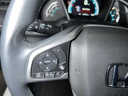 Used 2018 Honda Civic Touring image 29