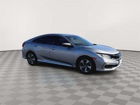 Used 2019 Honda Civic LX image 2