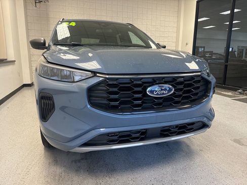 Used 2024 Ford Escape ST-Line w/ Tech Pack #1 image 37