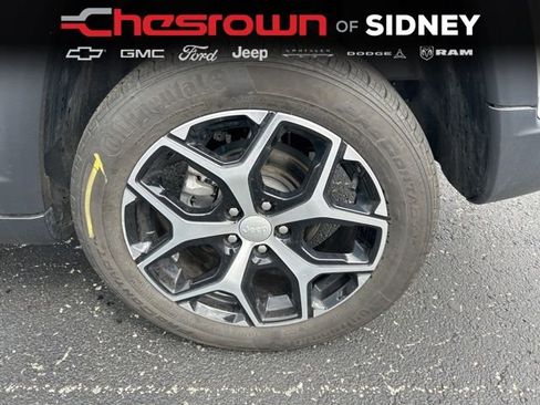 Used 2024 Jeep Compass Limited w/ Sun and Sound Group AWD/4WD image 18