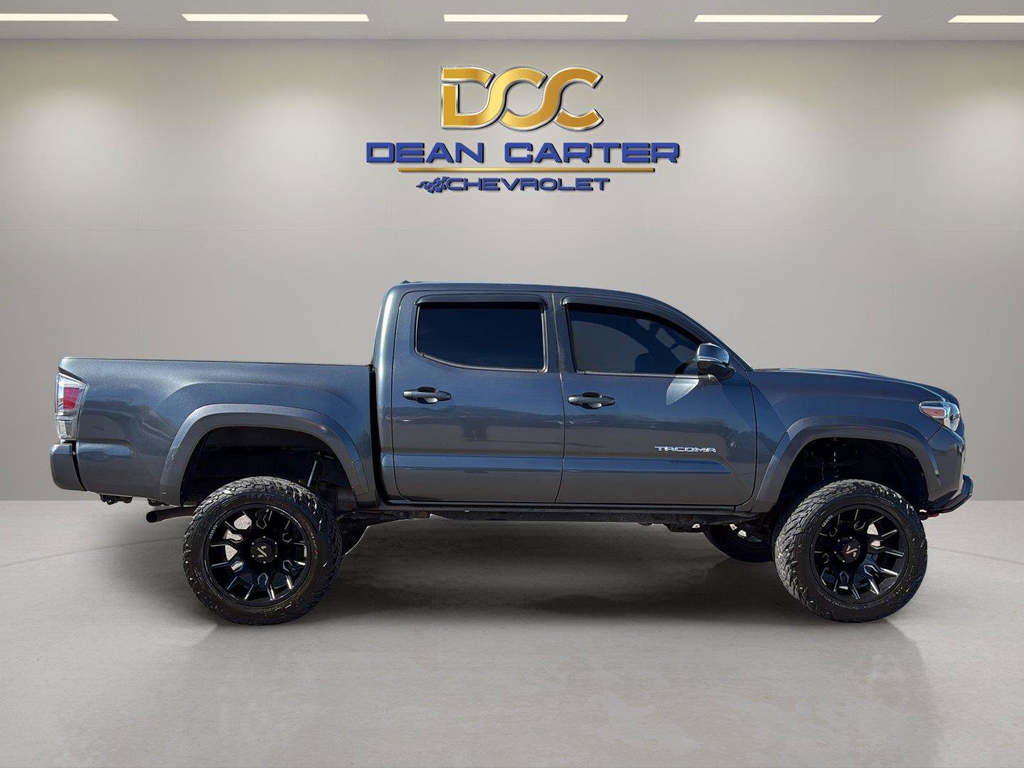 Used 2020 Toyota Tacoma TRD Sport AWD/4WD image 6