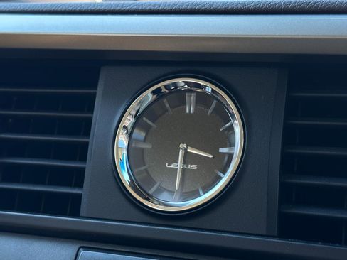 Used 2018 Lexus RX 450hL Premium w/ Premium Package image 28