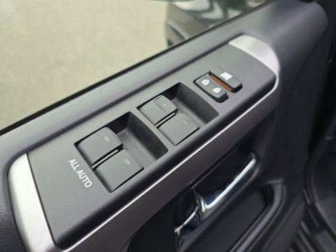 Used 2024 Toyota 4Runner SR5 image 15