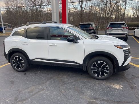 New 2026 Nissan Kicks SV w/ Cold Weather Package image 6
