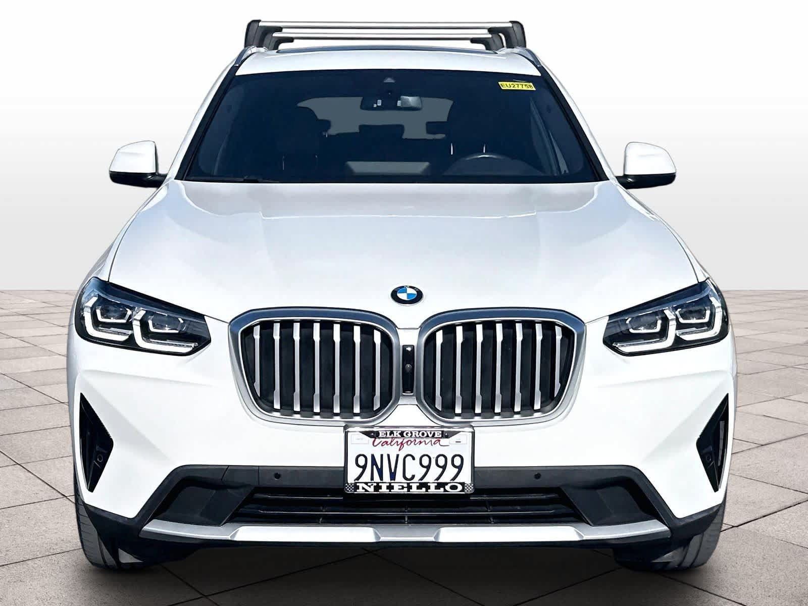 Used 2024 BMW X3 xDrive30i w/ Premium Package w/ZPA AWD/4WD image 2